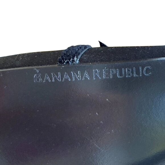 Banana Republic Black Dress Pumps, Subtle Bow Detail on Toes, Leather, Size 6M - Picture 9 of 10